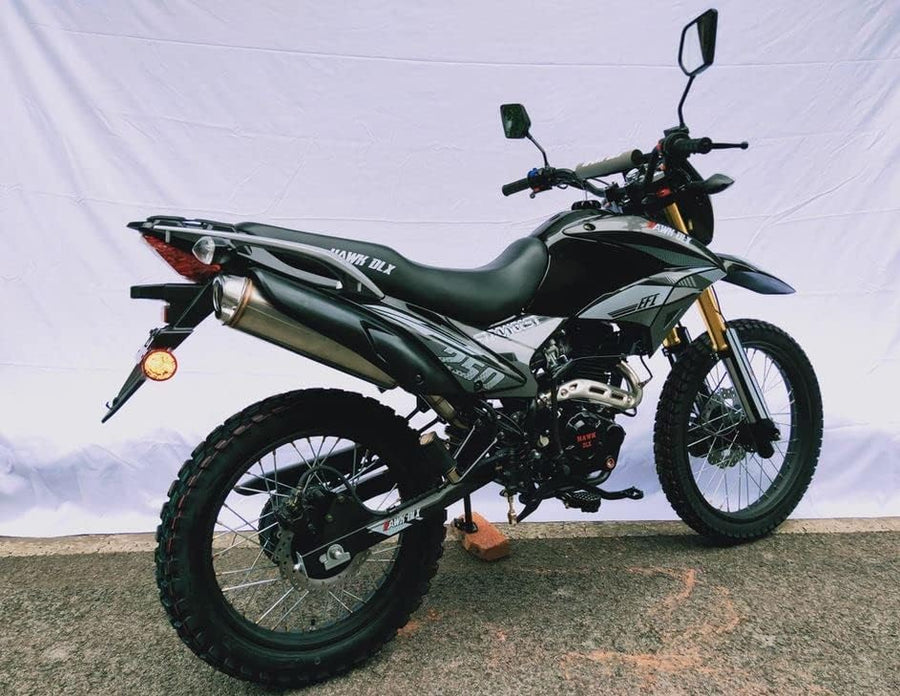 HHH Hawk Deluxe Enduro 250cc EFI 6 Speed Transmission Street Bike Motorcycle